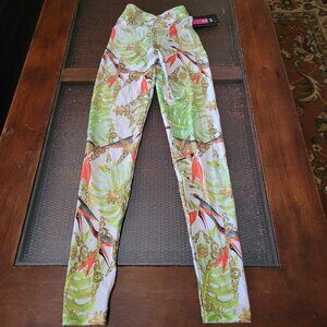 Lici Leggings - SM - V Shape - Scrunch - NWT